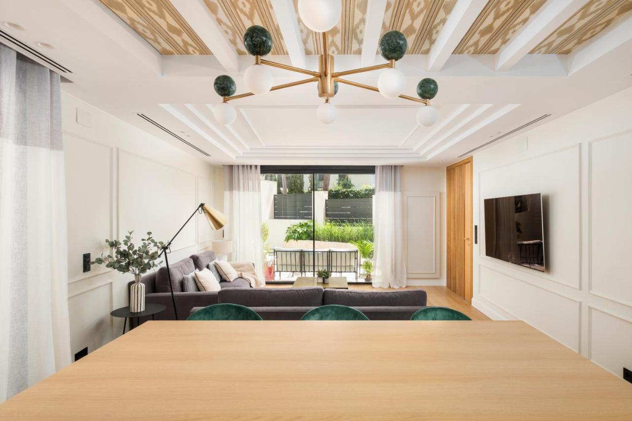 Apartamentos La Zagalilla Málaga Eksteriør bilde